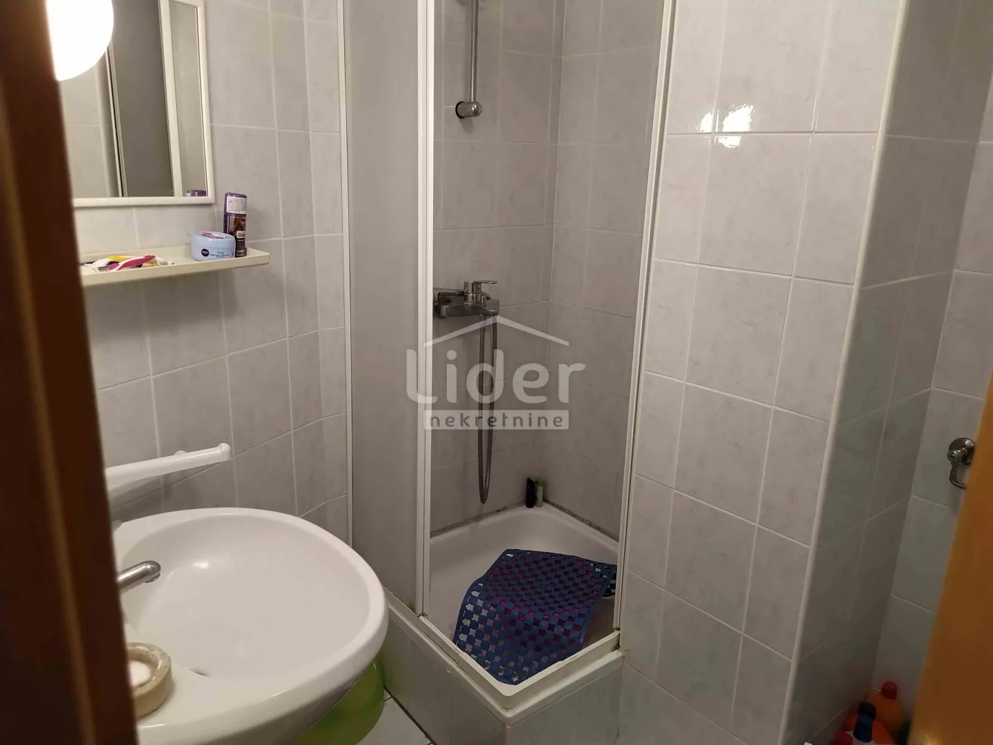 malinska apartman od 58 m2 s lođom - slika 13