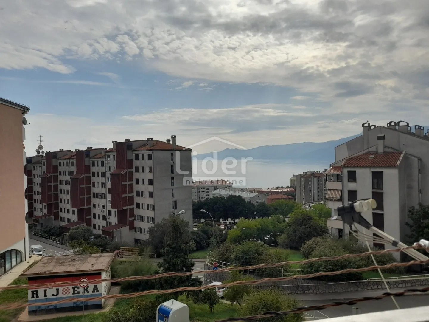 krnjevo stan 70m2, pogled more - slika 19