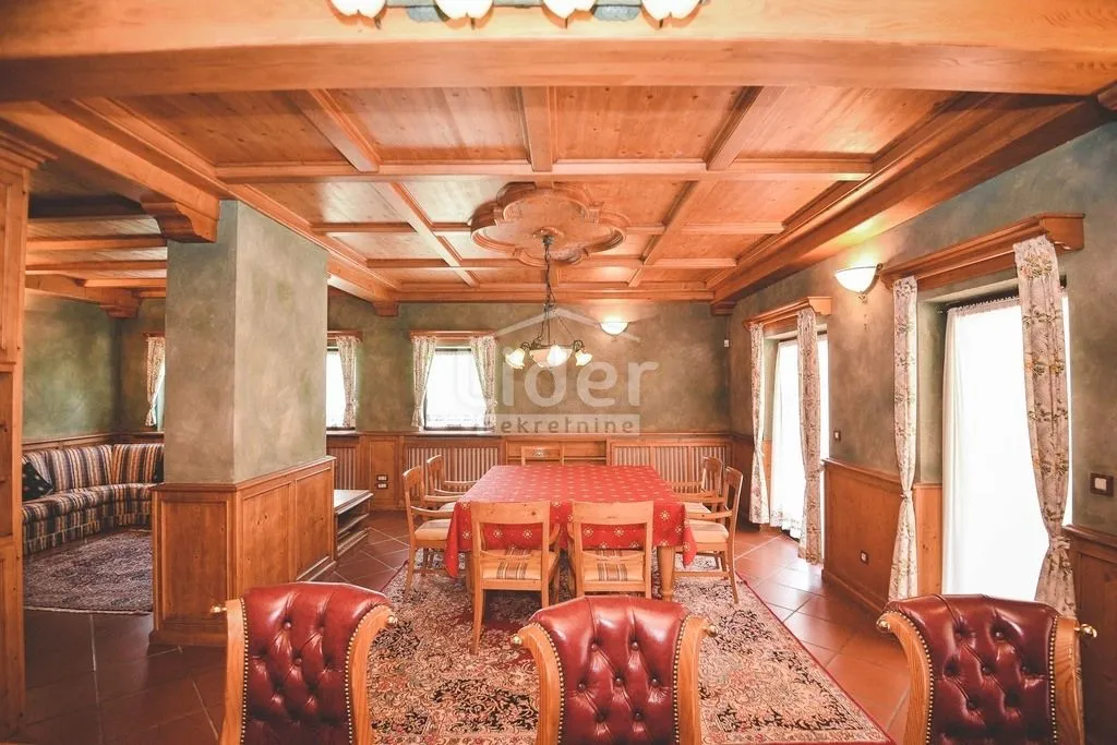 kuća gornja vežica, 330m2 - slika 2