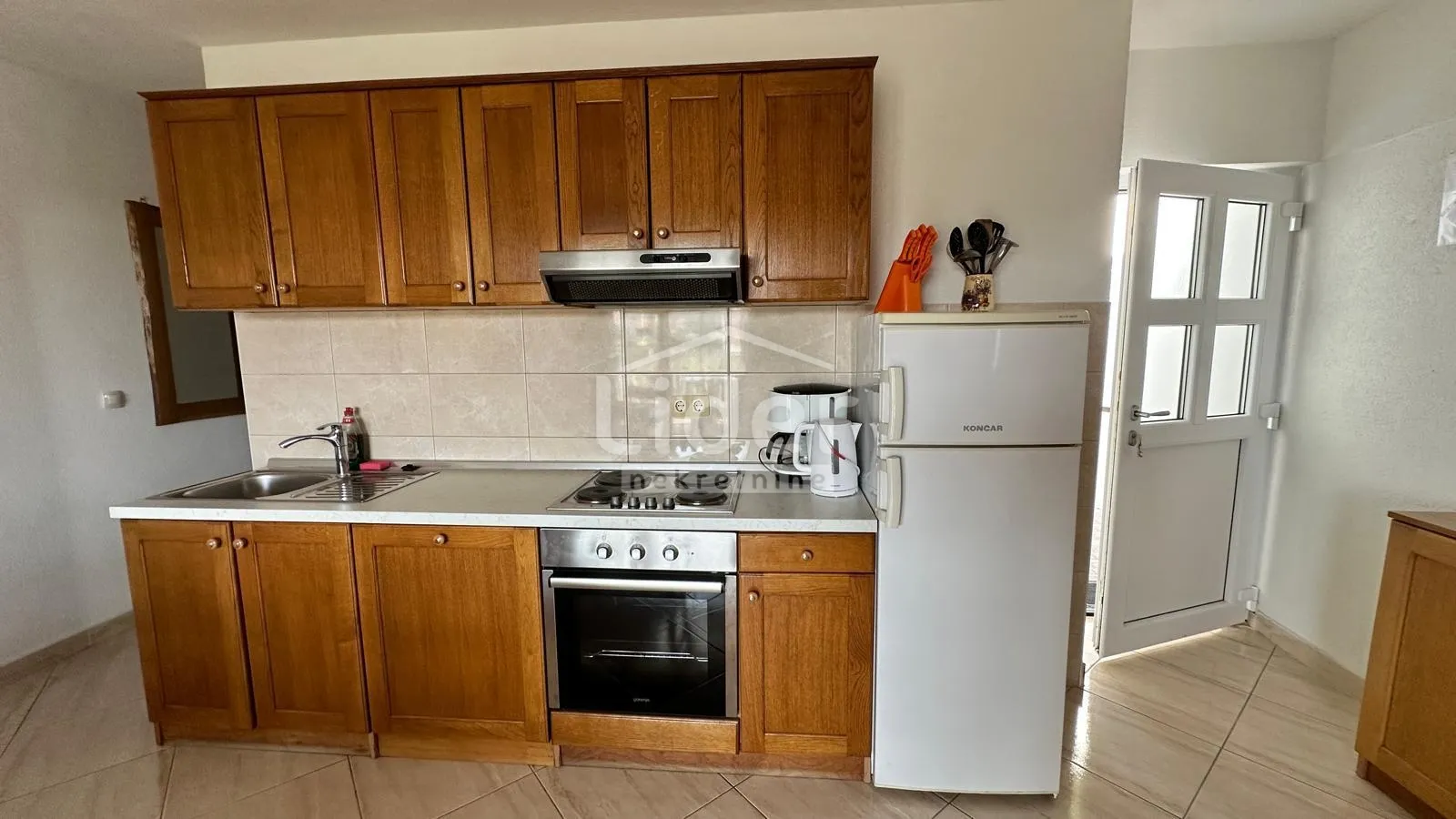 kuća u loparu sa 4 apartmana u blizini plaže - slika 13