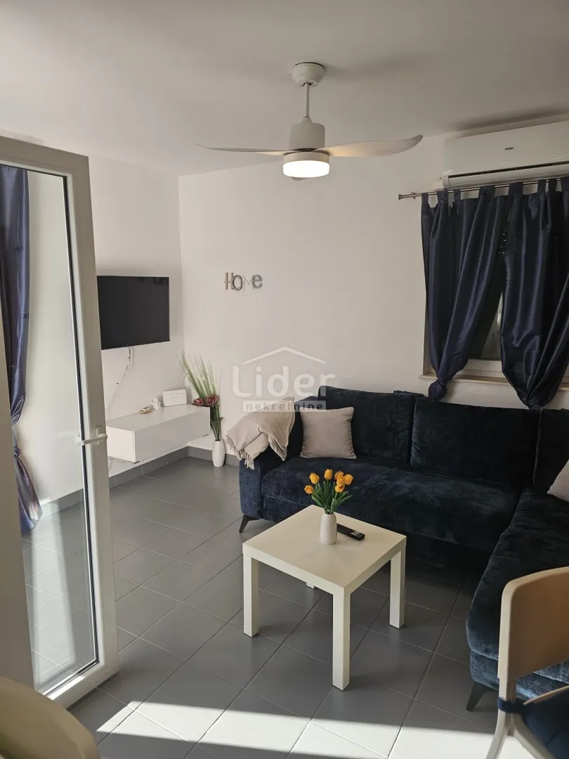 apartman novalja, 1s+db, parkirno mjesto - slika 3