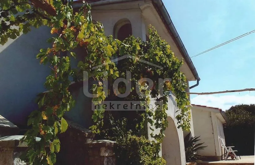 gostinjac, samostojeća vila, 505m2, 2000 okućnice - slika 4