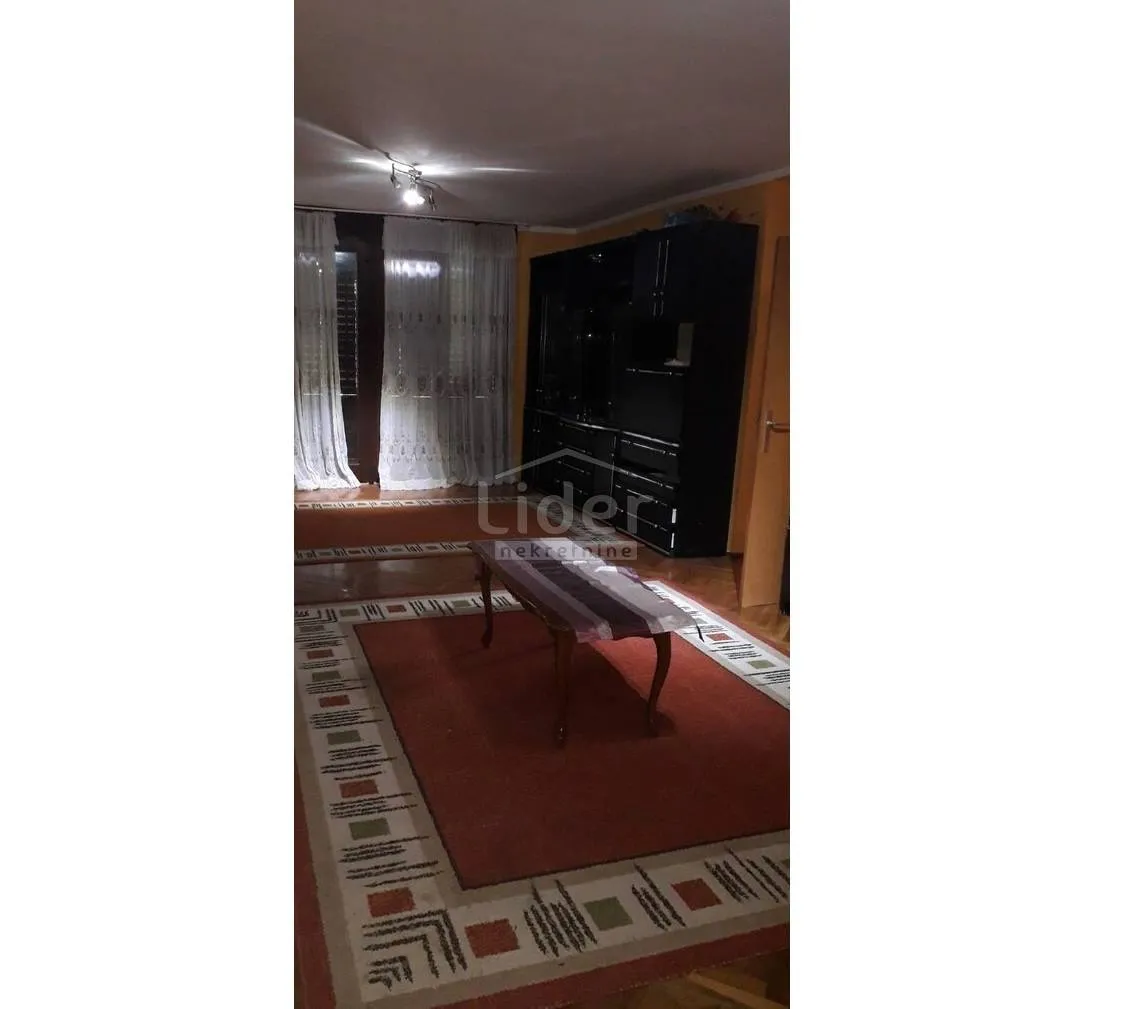 matulji, kuća sa 4 stana, 525 m2, 1300m2 okućnice - slika 17