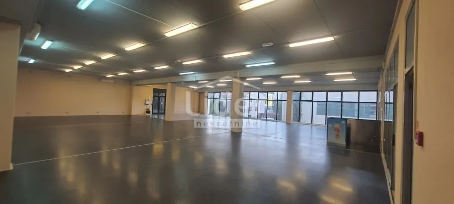 prekrasan poslovni prostor za najam - slika 4
