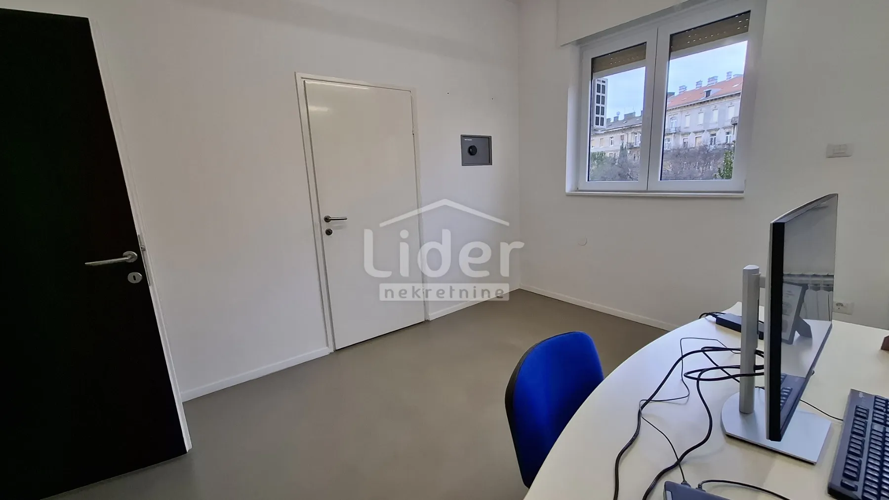 centar - poslovni prostor 180 m2 - slika 10