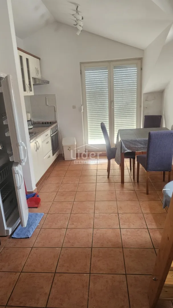 apartman novalja 2s+galerija, 200m od mora - slika 2