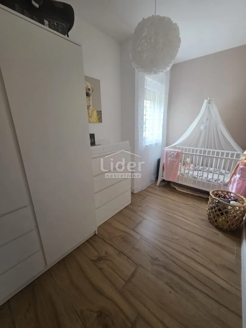 banderovo, 3s+db, 2 parkinga, lođa, panorama, namješten - slika 39