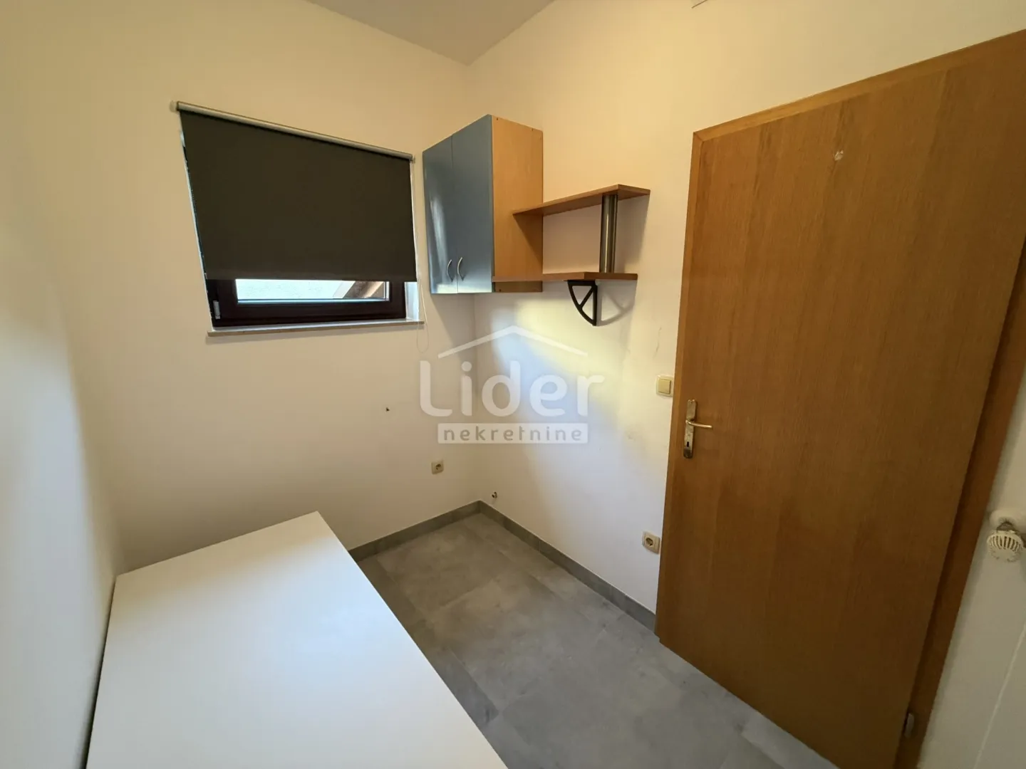 poslovne prostore 70m2 na mirnoj lokaciji iznajmljujemo - slika 19