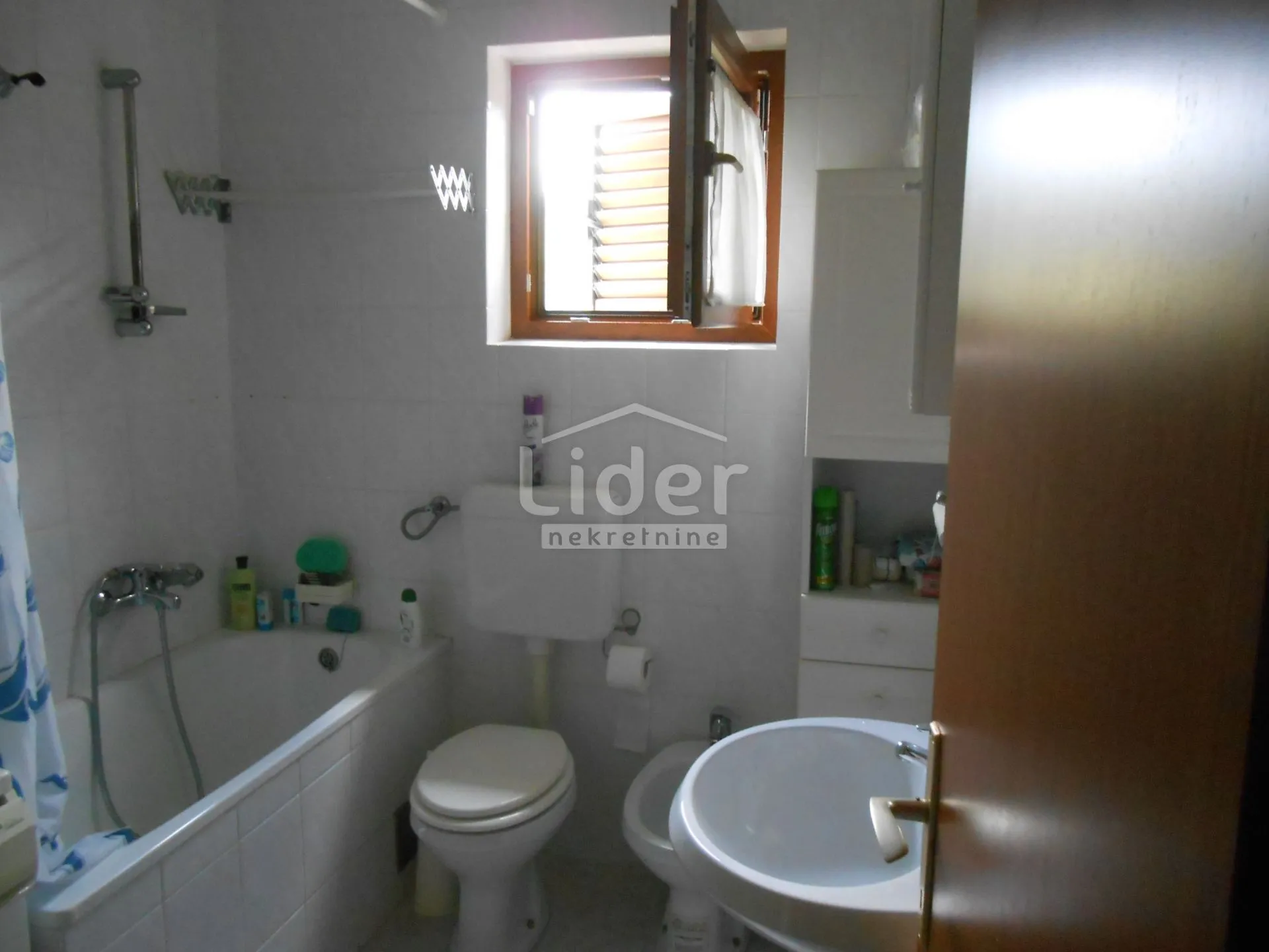 crikvenica apartman s galerijom - slika 8