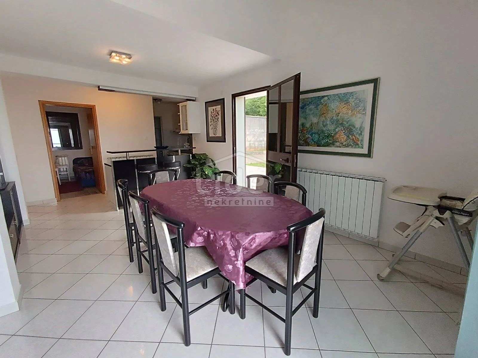 kuća s bazenom, saršoni - slika 23