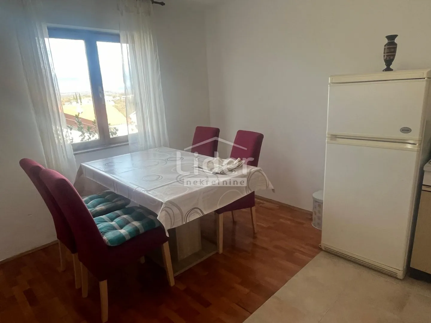 otok krk,njivice-samostojeća kuća 450m od mora - slika 7