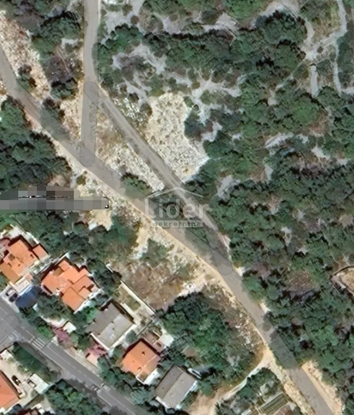 mali lošinj-građevinsko zemljište u centru - slika 2