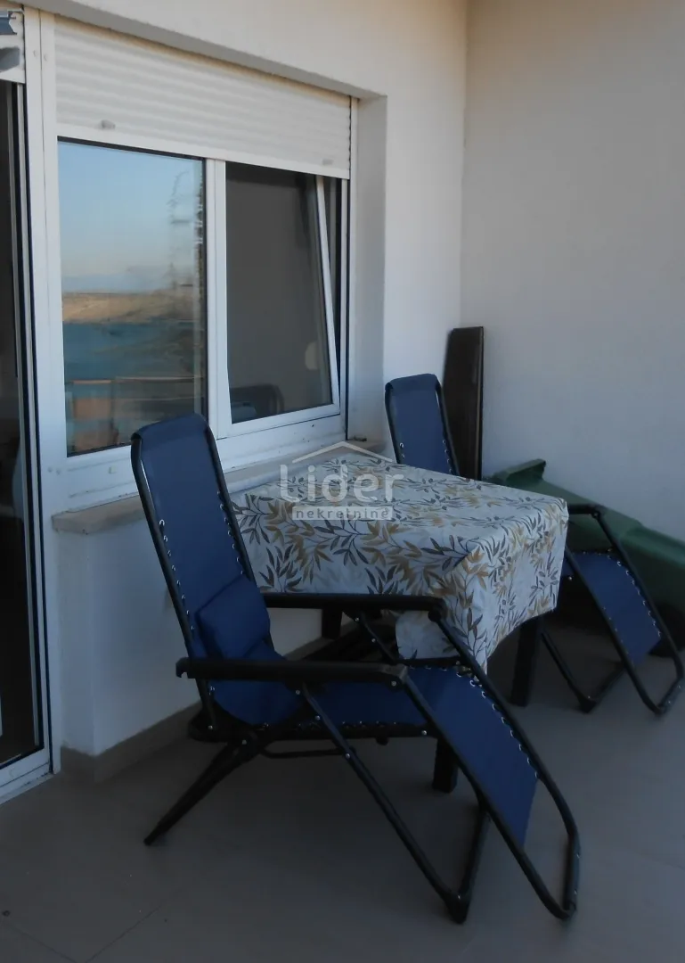 prilika! apartman na samo 100 m od mora - slika 16