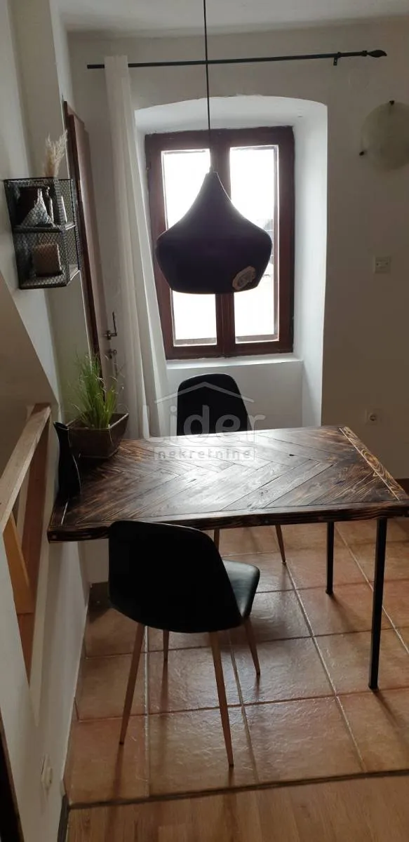 baška, 1skl.-troetažni, terasa, 1.red do mora - slika 12