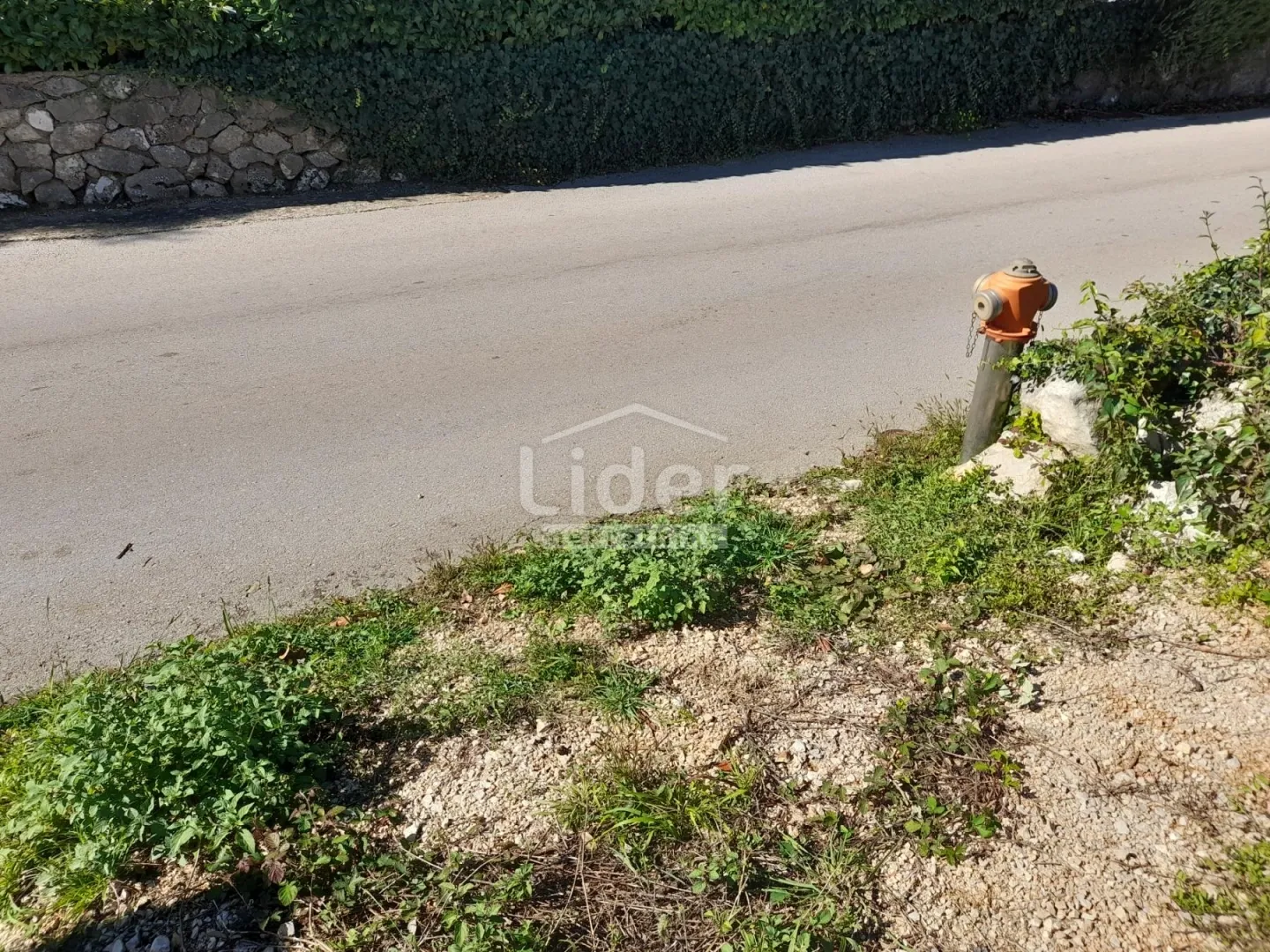 građevinski teren- milohnići 753 m2 - slika 4
