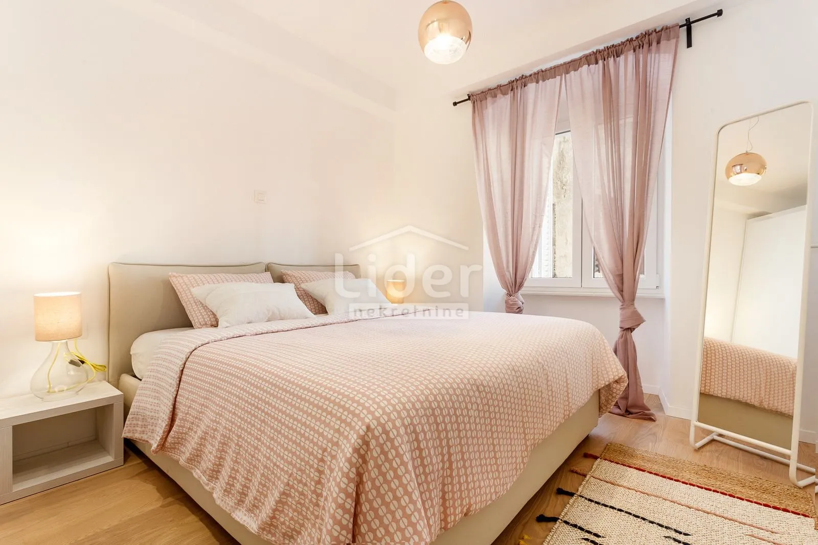 centar-stan za najam 44m2 - slika 9