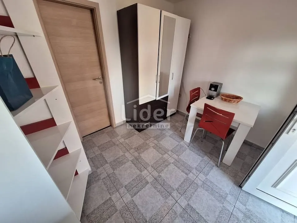 bulevard-1s+db stan u prizemlju - slika 2