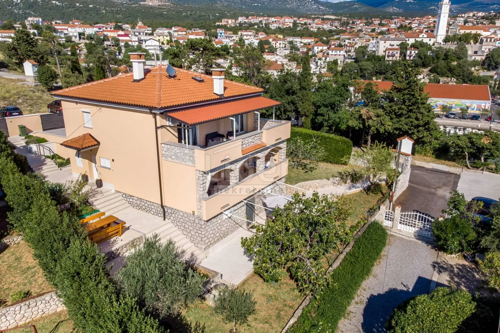 novi vinodolski odlična kuća blizu mora - slika 11