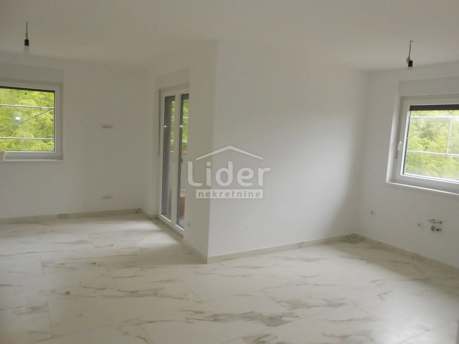 hlapa (otok krk) novi apartman s 2 lođe - slika 1