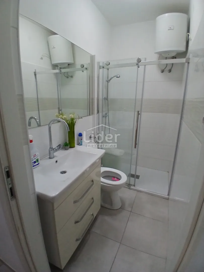 pehlin, 30m2, 1s + db stan za najam - slika 12