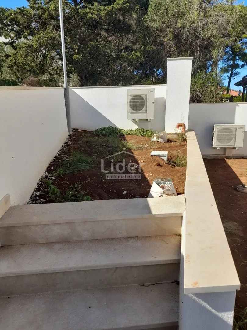 mali lošinj-stan sa garažom - slika 17