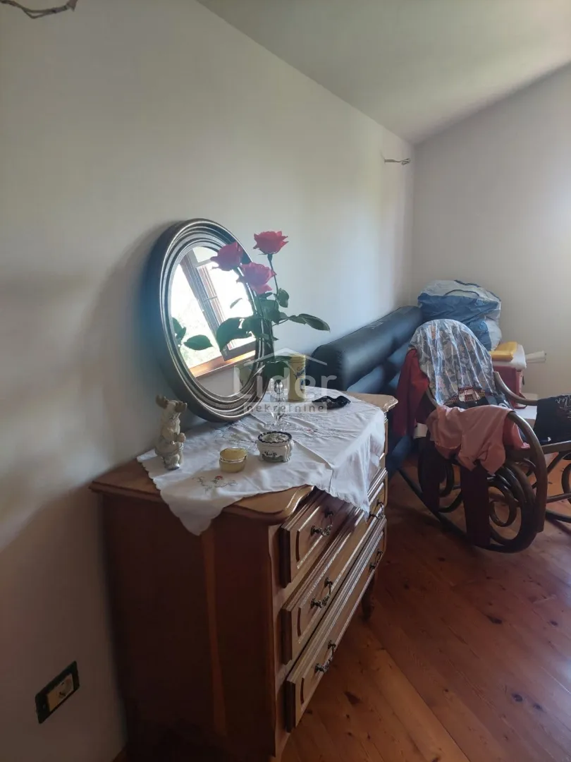 pomer, medulin, novija kuća 250m2 na samo 150m od mora - slika 19