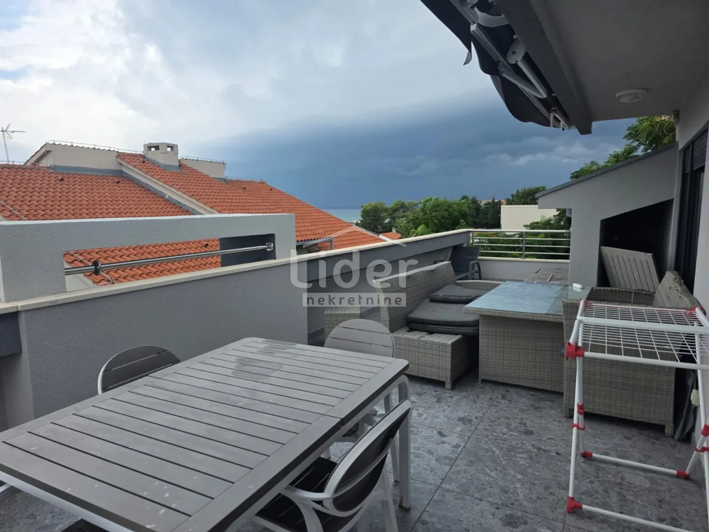 novalja-gaj, 70m od mora, penthouse, 2 stana - slika 2