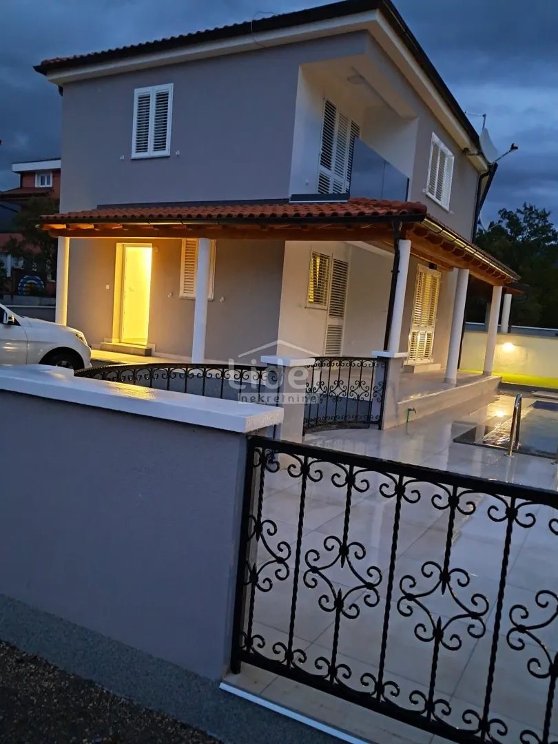 jadranovo,crikvenica-kuća s bazenom - slika 11