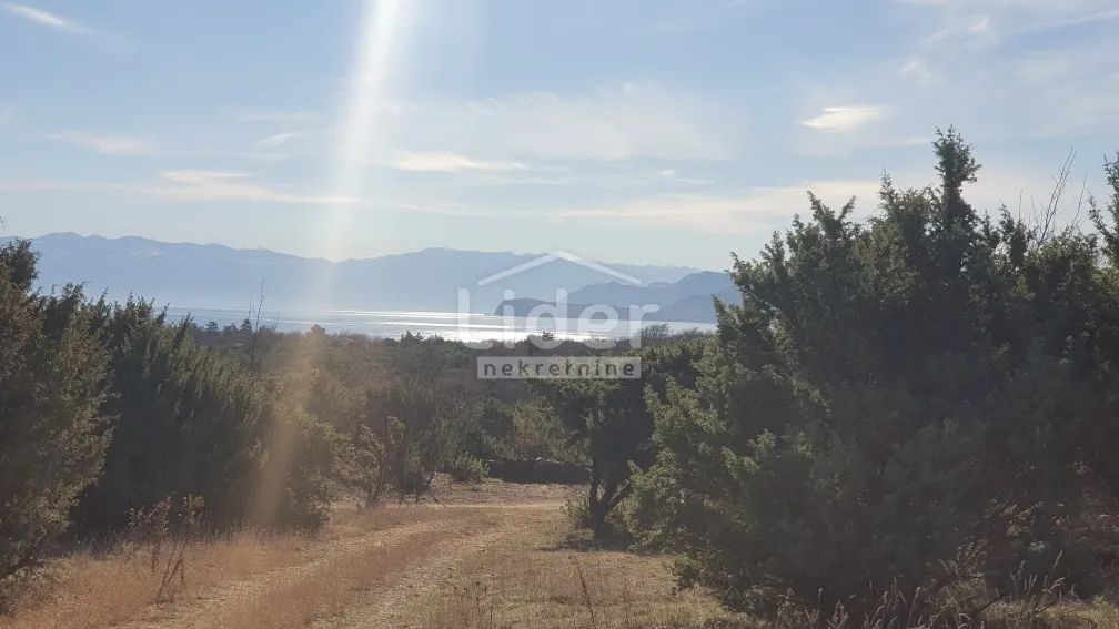 šilo - poljoprivredno zemljište 827m2 - slika 2
