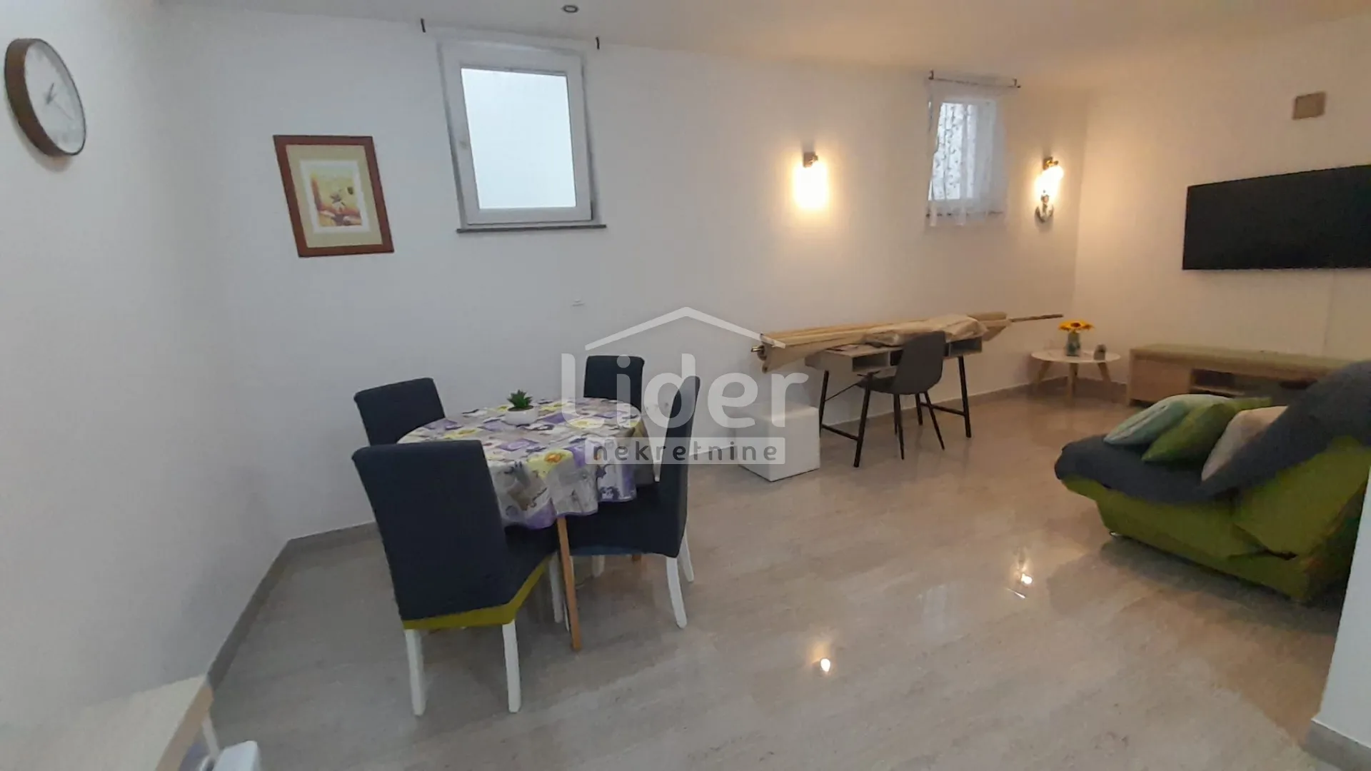 otok krk,malinska-apartman 37m2 s okućnicom 92 m2 - slika 1