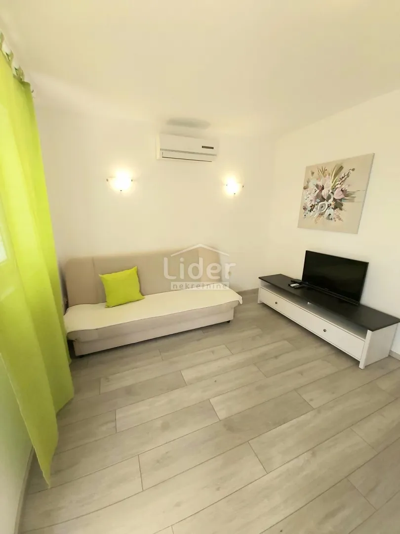 mali lošinj -1s+db stan u kući - slika 2