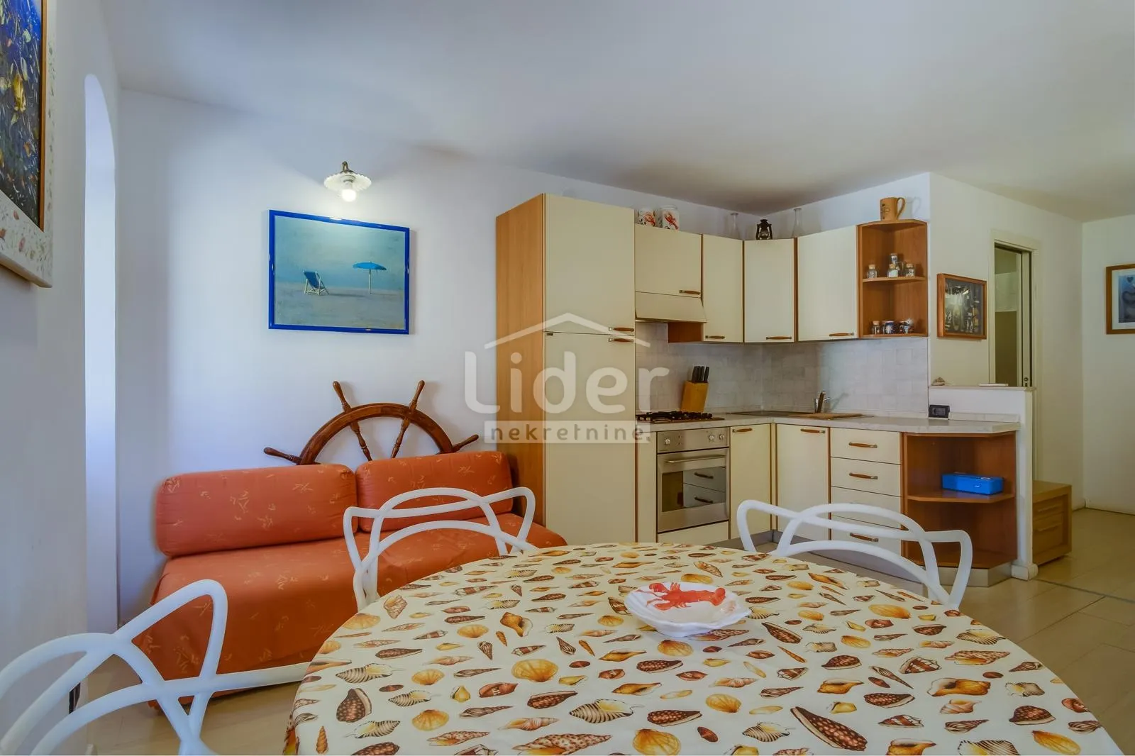 stan s pogledom na more i luku – veli lošinj - slika 4