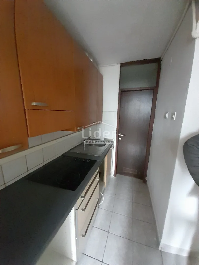 stan za radnike (8-10 osoba), 150 €/osobi - slika 7