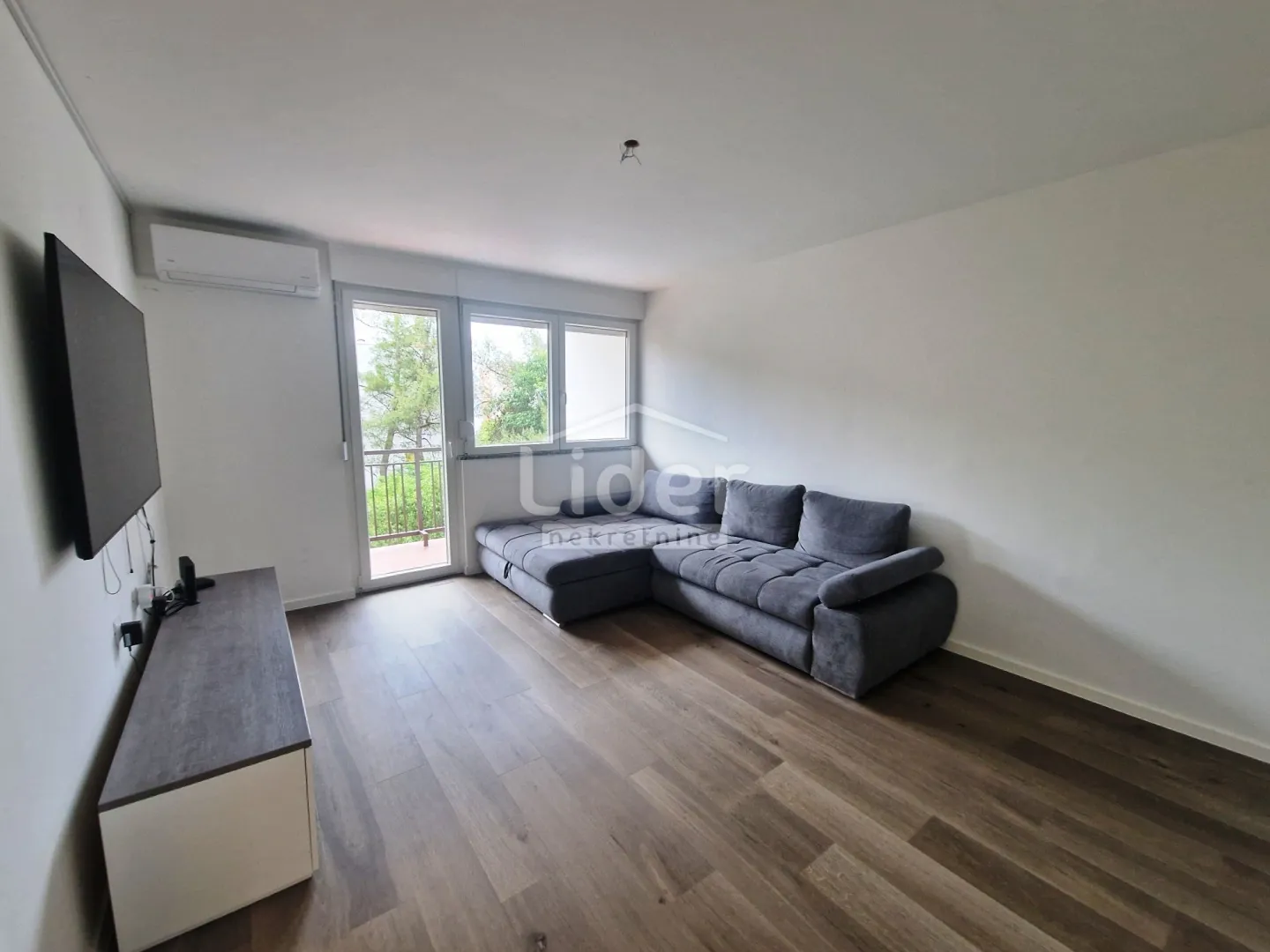 Stan Podmurvice 58,68 m2, novouređen, novonamješten - Rijeka
