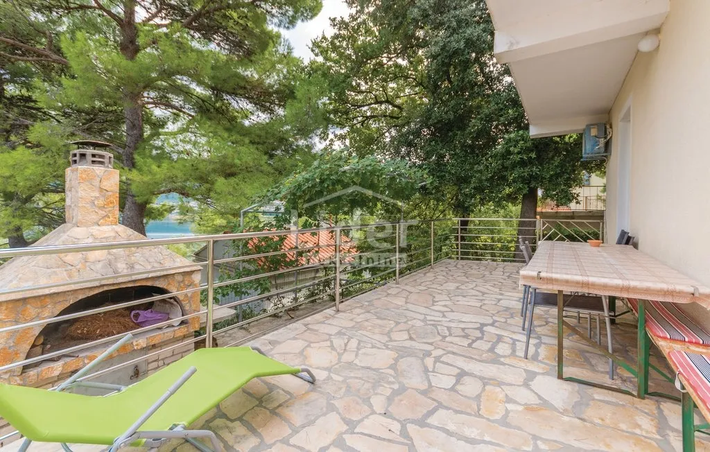 donji karin, kuću sa 3 stana prodajemo - slika 24