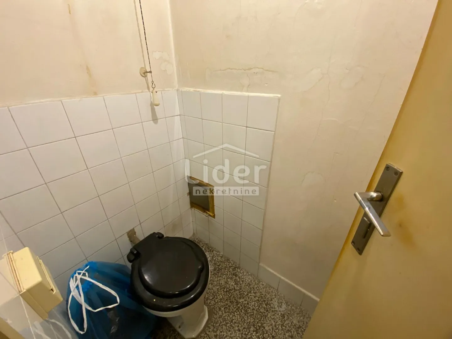 belveder, odlična nekretnina-stan od 99m2, lift , dva balkona - slika 15
