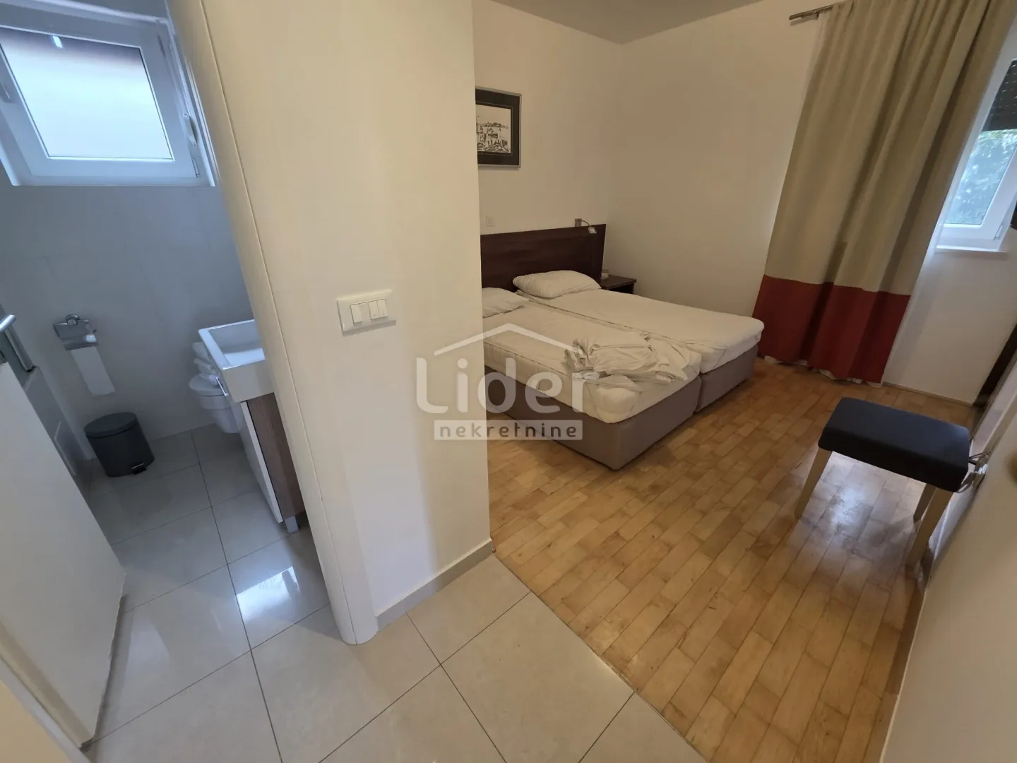 novalja-gaj, bazen, 1 red do mora, 2s+db - slika 46