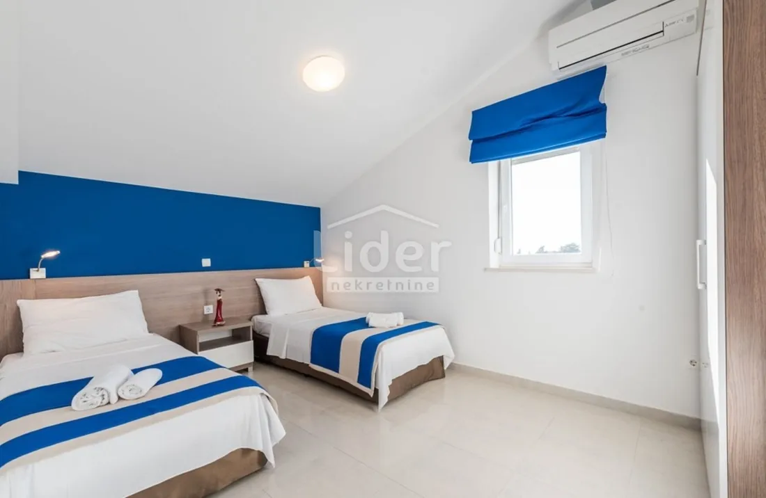 novalja-gaj, 70m od mora, penthouse, 2 stana - slika 5