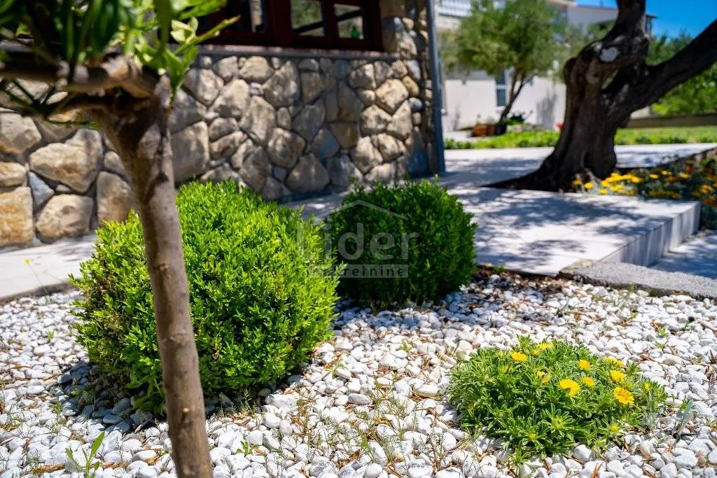 prekrasna kuća iznad mora, palit - slika 7