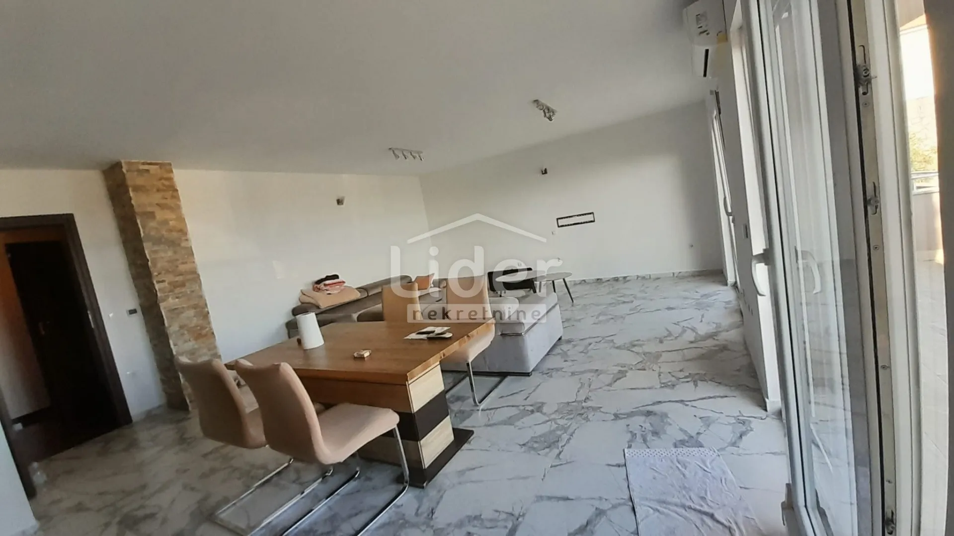 rijeka,srdoči-stan 132m2+vrt 185m2+3 parkinga+pogled more - slika 9