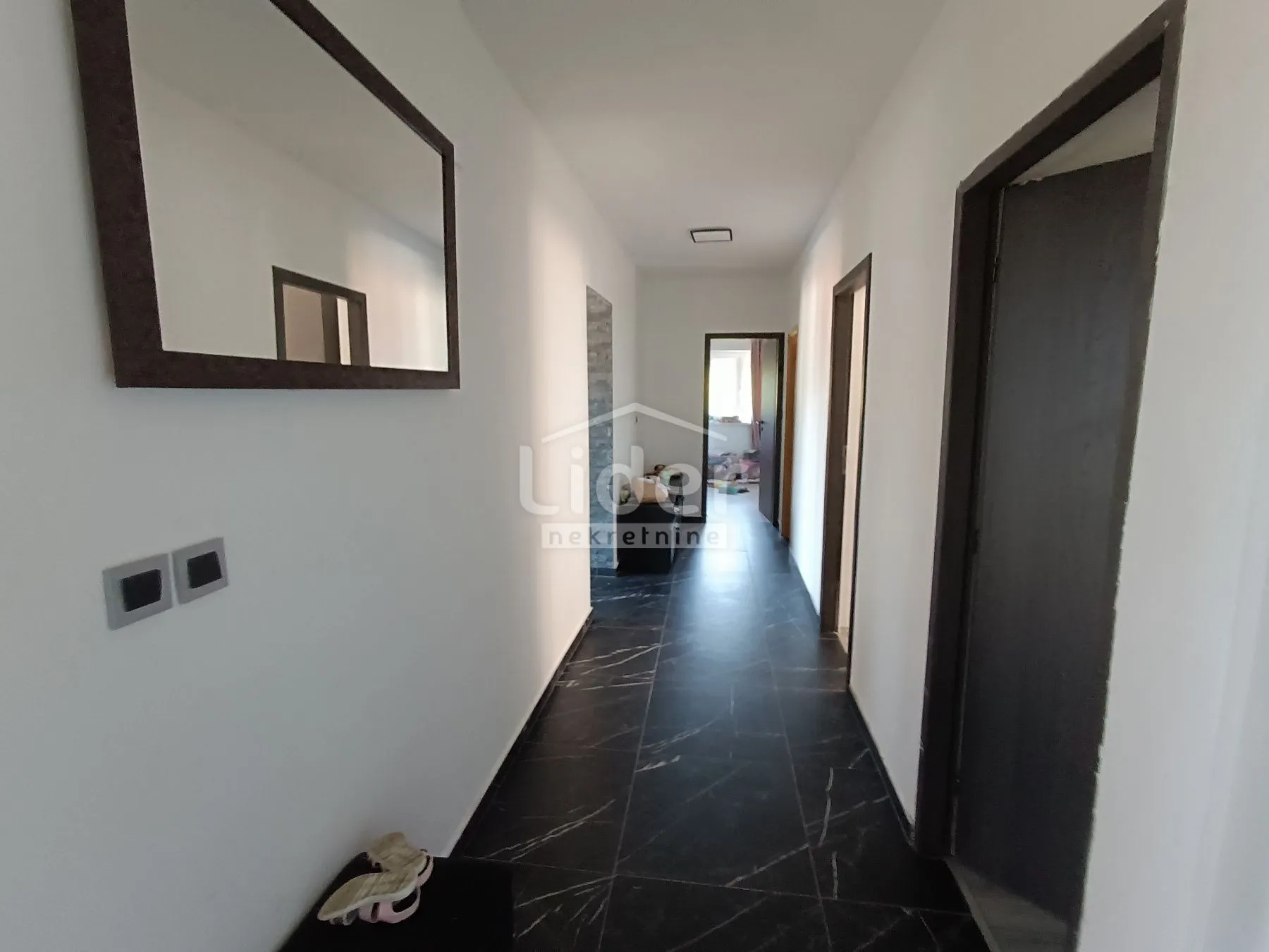 kuća viškovo, 230m2, 2 stana - slika 10