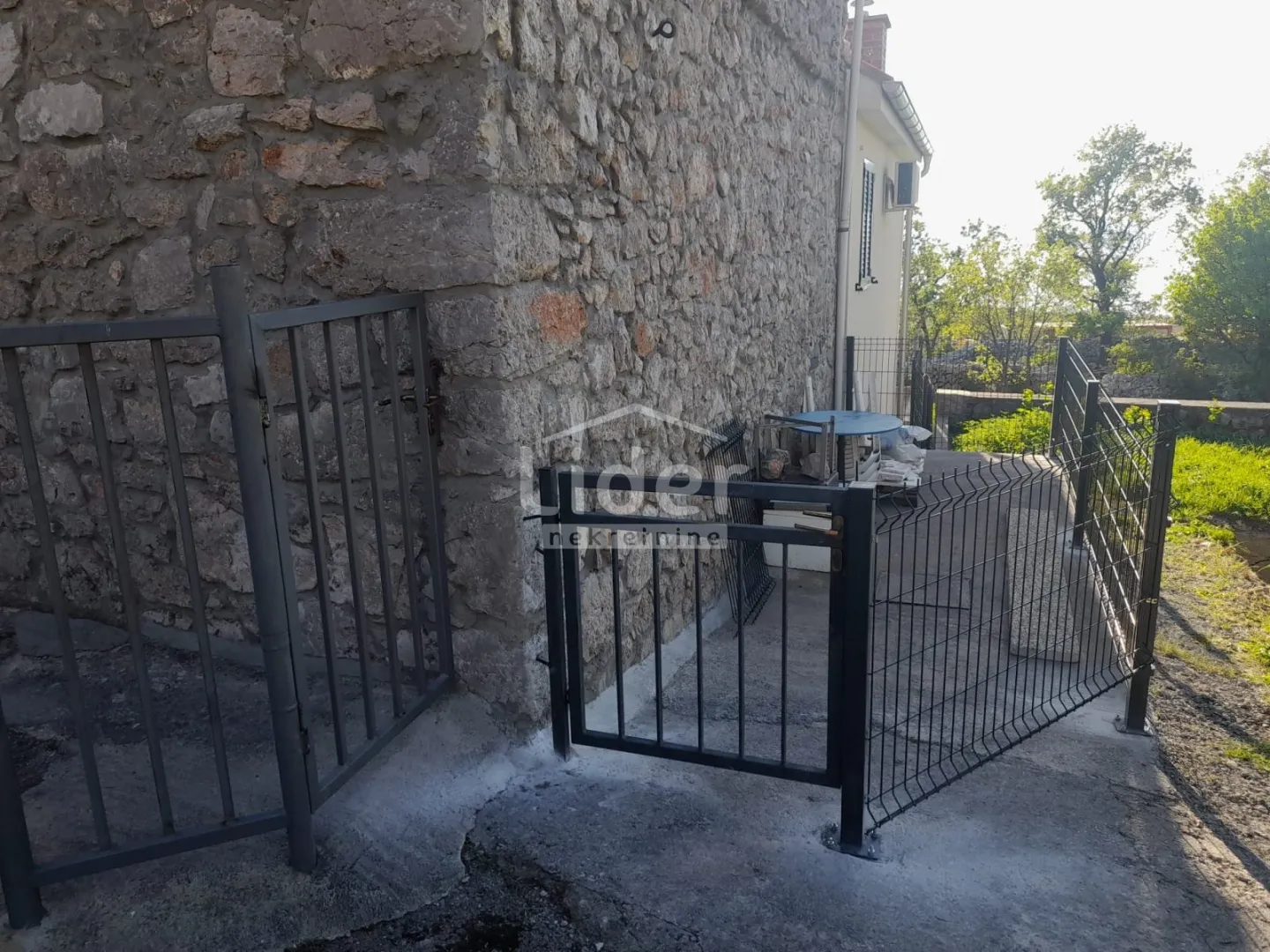 klenovica (zaleđe) kuća u mirnom okruženju - slika 6