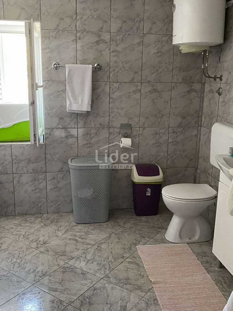 dobrinj-kuća 250m od mora - slika 9