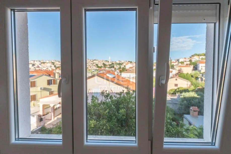 mali lošinj-stan u centru - slika 9
