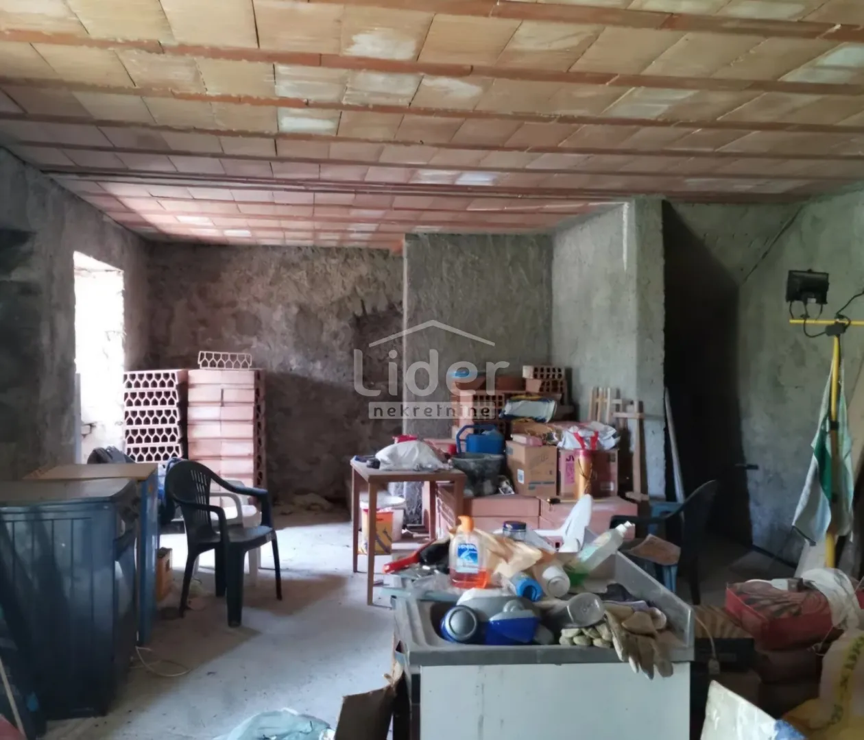 kuća za renovaciju, lič - slika 6