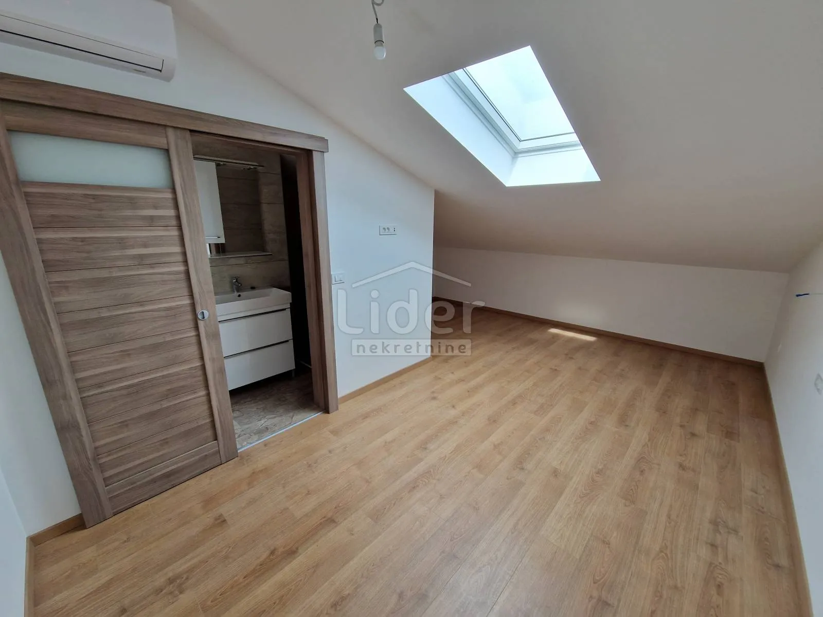 apartman u banjolu, 77 m2 - slika 4