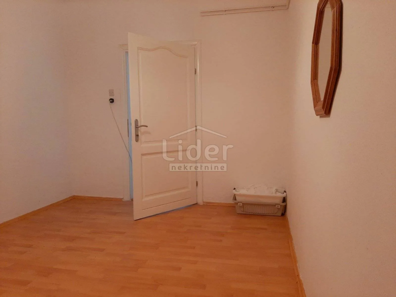 kuća senj, 120m2 - slika 12