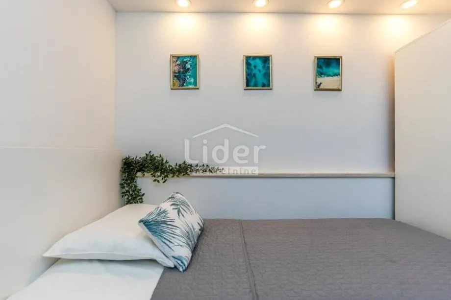 novalja, 3s+db, 2 balkona, namješten, 207.500 € - slika 13