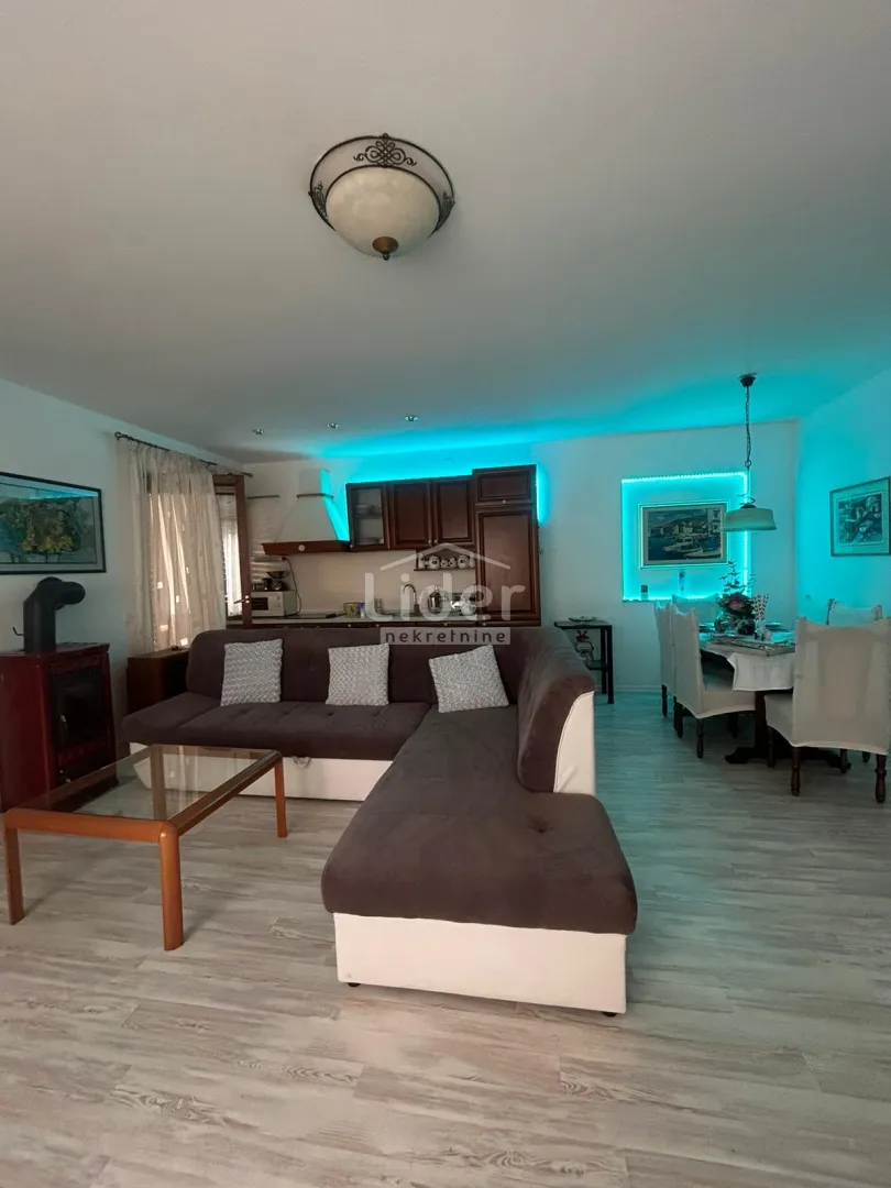 Apartman u Malinskoj 74 m2 - Malinska, Malinska-Dubašnica