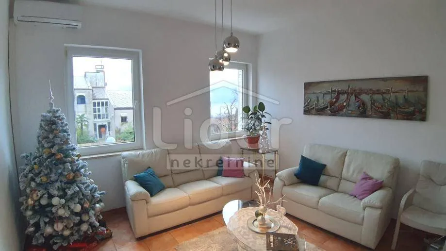 apartman njivice, 4s+db - slika 3